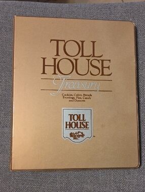 Toll House Treasury Cookbook